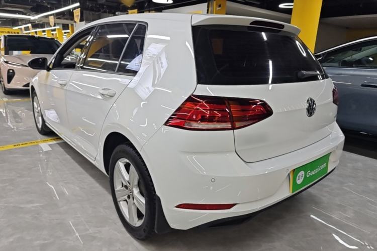 Used Volkswagen Golf 2018 1.6L Automatic Fashion Model Rear Left 45 Deg