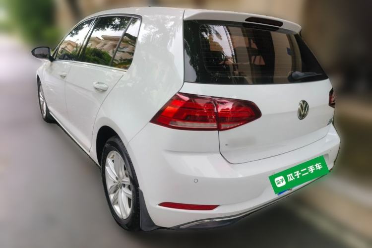 Used Volkswagen Golf 2018 230TSI Automatic Comfort Model Rear Left 45 Deg
