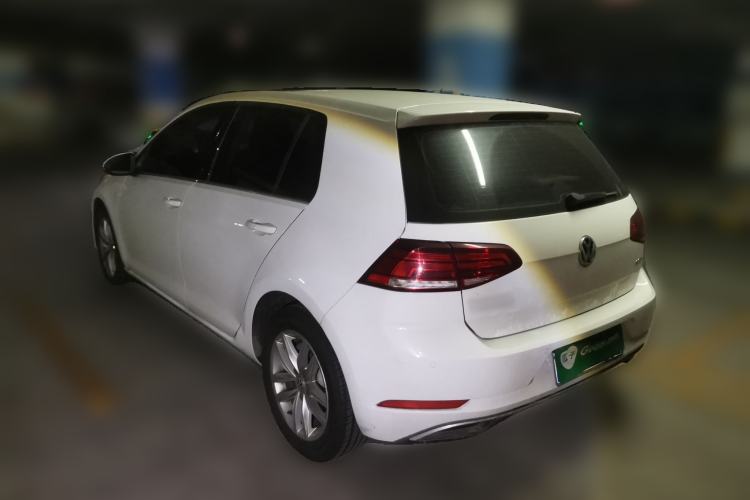 Used Volkswagen Golf 2018 1.6L Automatic Comfort Model Rear Left 45 Deg