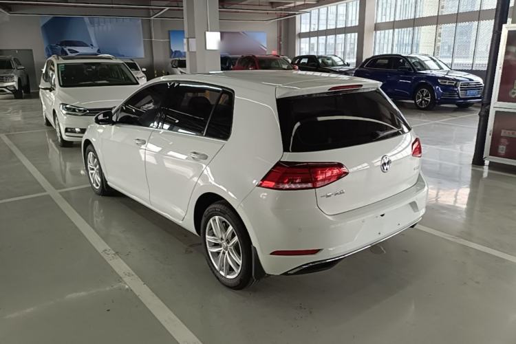 Used Volkswagen Golf 2018 1.6L Automatic Comfort Model Rear Left 45 Deg