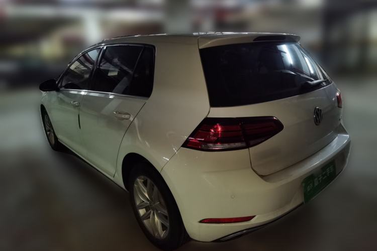 Used Volkswagen Golf 2018 1.6L Automatic Comfort Model Rear Left 45 Deg