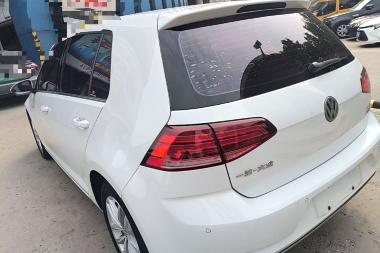 Used Volkswagen Golf 2018 230TSI Automatic Comfort Model Rear Left 45 Deg