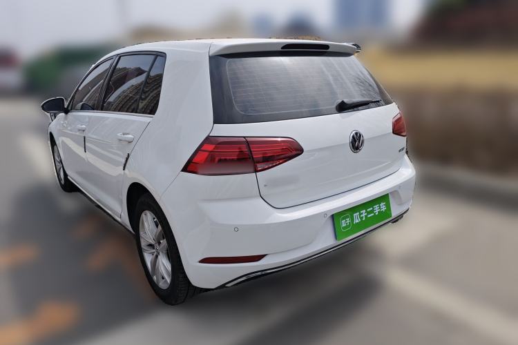 Used Volkswagen Golf 2018 1.6L Automatic Comfort Model Rear Left 45 Deg