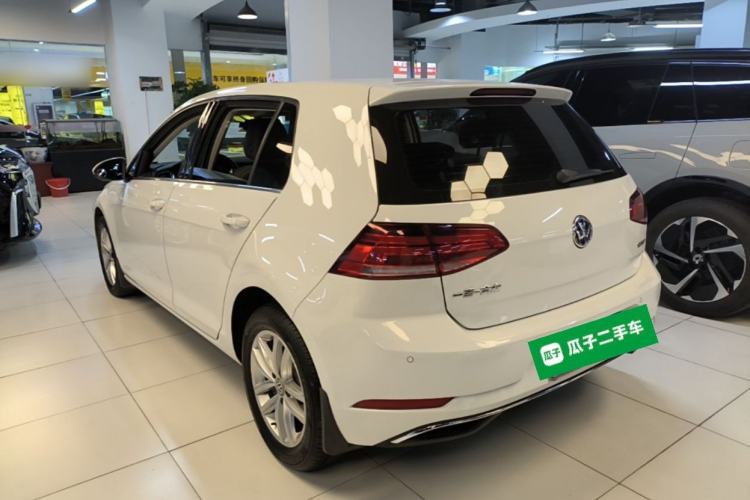 Used Volkswagen Golf 2018 1.6L Automatic Comfort Model Rear Left 45 Deg