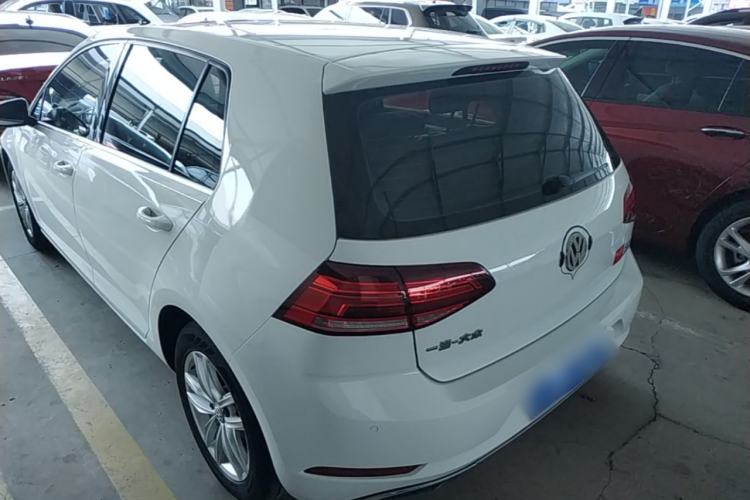 Used Volkswagen Golf 2018 230TSI Automatic Comfort Model Rear Left 45 Deg