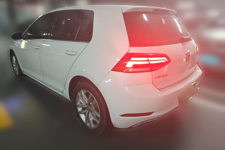 Used Volkswagen Golf 2018 230TSI Automatic Comfort Model Rear Left 45 Deg