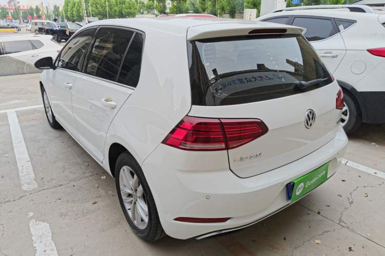 Used Volkswagen Golf 2018 230TSI Automatic Comfort Model Rear Left 45 Deg