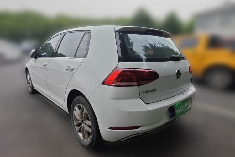 Used Volkswagen Golf 2018 1.6L Automatic Comfort Model Rear Left 45 Deg