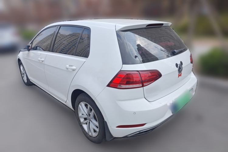 Used Volkswagen Golf 2018 1.6L Automatic Comfort Model Rear Left 45 Deg