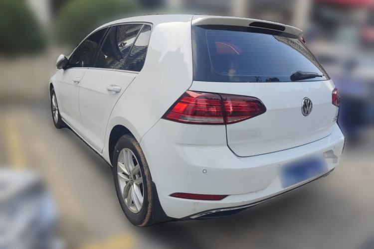 Used Volkswagen Golf 2018 230TSI Automatic Comfort Model Rear Left 45 Deg