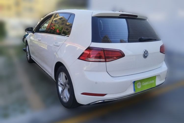 Used Volkswagen Golf 2018 230TSI Automatic Comfort Model Rear Left 45 Deg