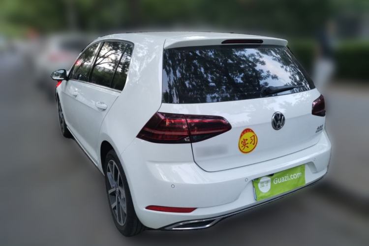 Used Volkswagen Golf 2018 230TSI Automatic Luxury Version Rear Left 45 Deg