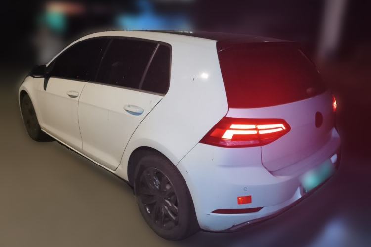 Used Volkswagen Golf 2018 1.6L Automatic Comfort Model Rear Left 45 Deg