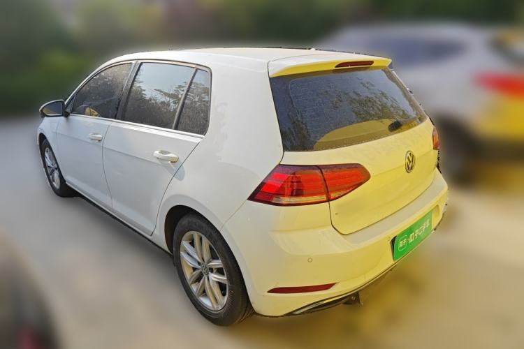 Used Volkswagen Golf 2018 230TSI Automatic Comfort Model Rear Left 45 Deg