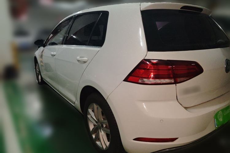 Used Volkswagen Golf 2018 230TSI Automatic Comfort Model Rear Left 45 Deg