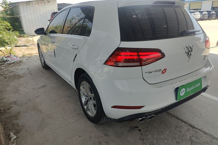 Used Volkswagen Golf 2018 230TSI Automatic Comfort Model Rear Left 45 Deg