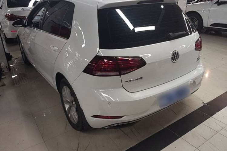 Used Volkswagen Golf 2018 230TSI Automatic Comfort Model Rear Left 45 Deg