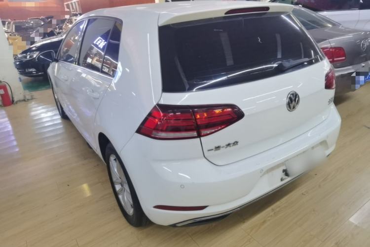 Used Volkswagen Golf 2018 230TSI Automatic Comfort Model Rear Left 45 Deg