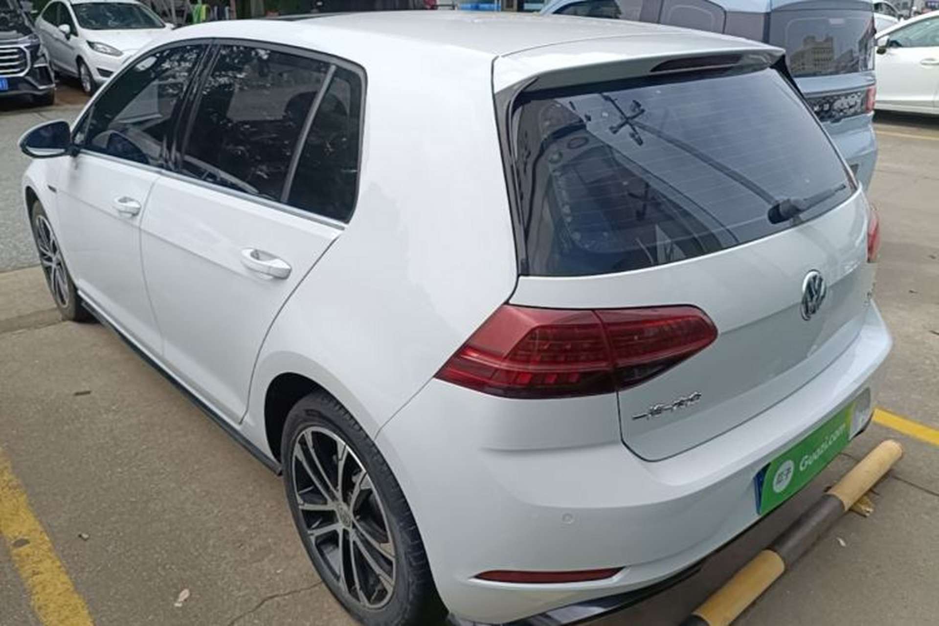 Used Volkswagen Golf 2018 280TSI Automatic R-Line Model Rear Left 45 Deg