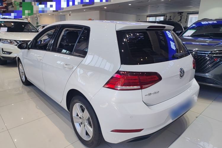 Used Volkswagen Golf 2018 1.6L Manual Fashion Edition Rear Left 45 Deg