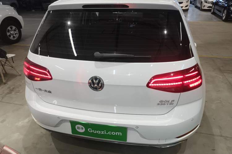 Used Volkswagen Golf 2018 230TSI Automatic Luxury Version Rear