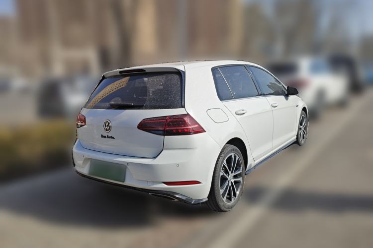 Used Volkswagen Golf 2018 280TSI Automatic R-Line Model Rear Right 45 Deg
