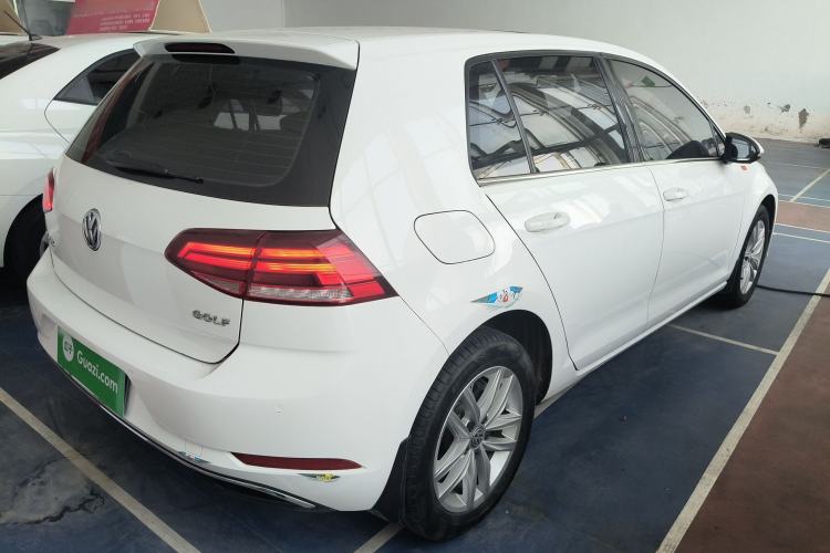 Used Volkswagen Golf 2018 1.6L Automatic Comfort Model Rear Right 45 Deg