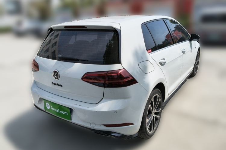 Used Volkswagen Golf 2018 280TSI Automatic R-Line Model Rear Right 45 Deg