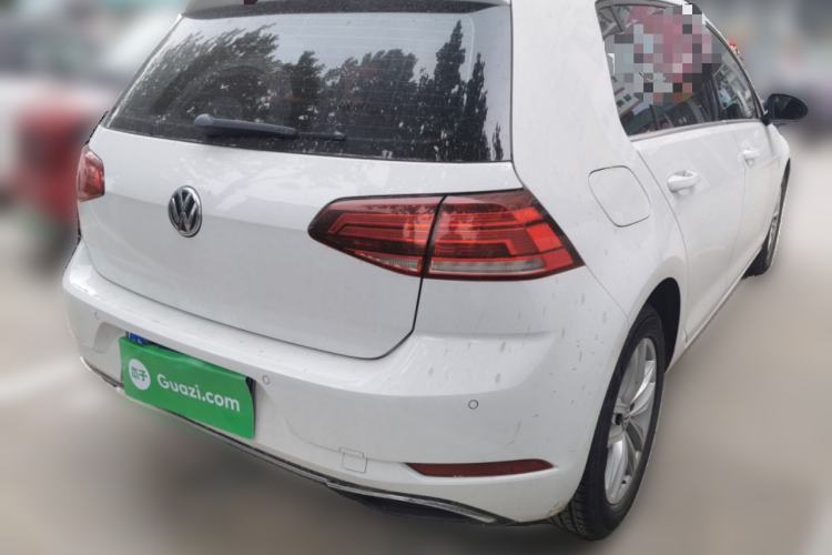 Used Volkswagen Golf 2018 230TSI Automatic Comfort Model Rear Right 45 Deg