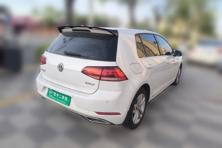 Used Volkswagen Golf 2018 230TSI Automatic Comfort Model Rear Right 45 Deg