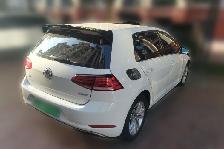 Used Volkswagen Golf 2018 1.6L Automatic Comfort Model Rear Right 45 Deg