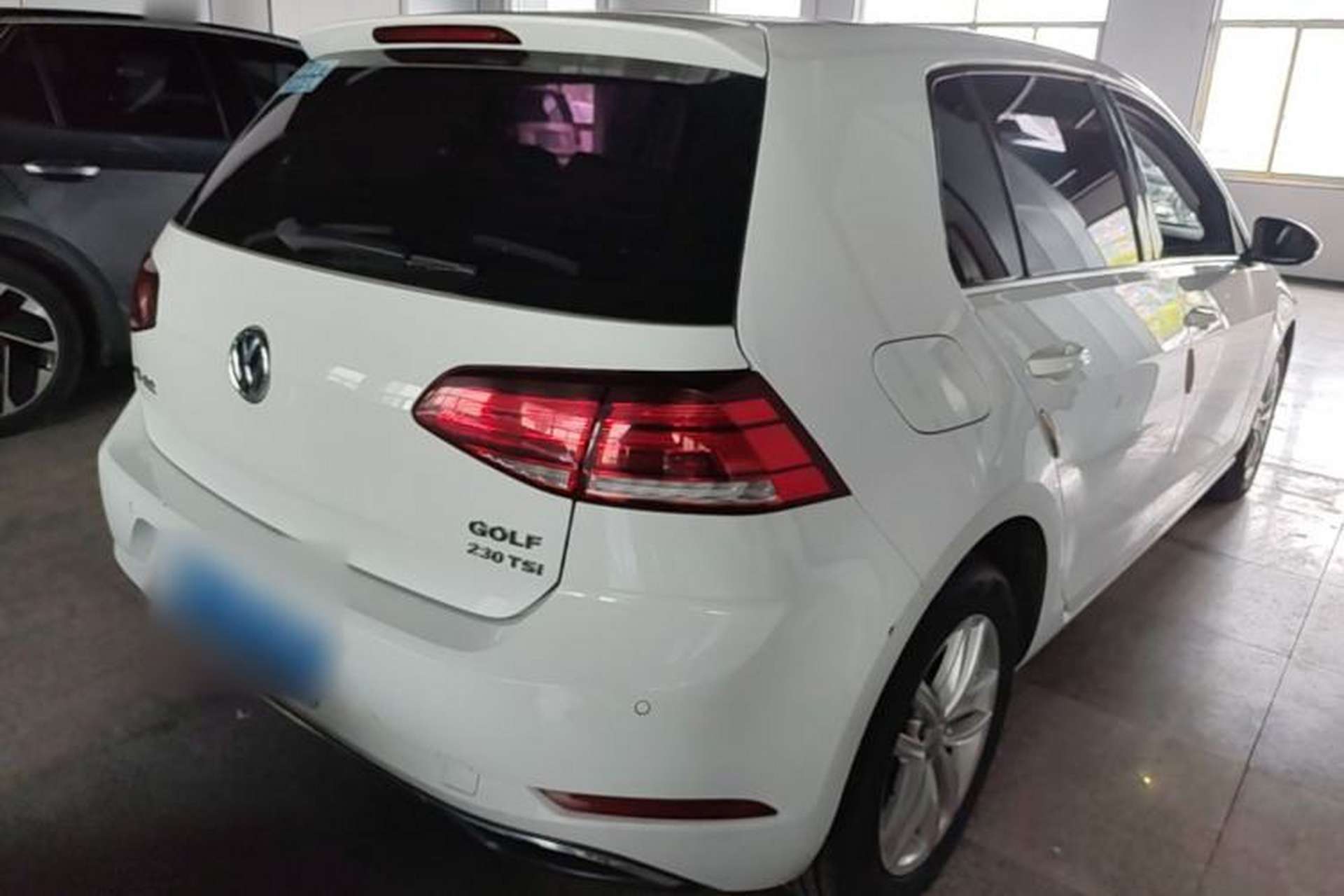Used Volkswagen Golf 2018 1.6L Automatic Comfort Model Rear Right 45 Deg