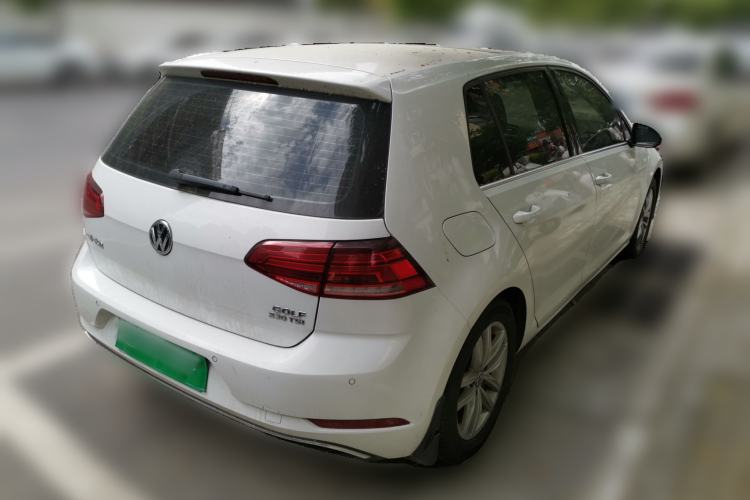 Used Volkswagen Golf 2018 230TSI Automatic Comfort Model Rear Right 45 Deg