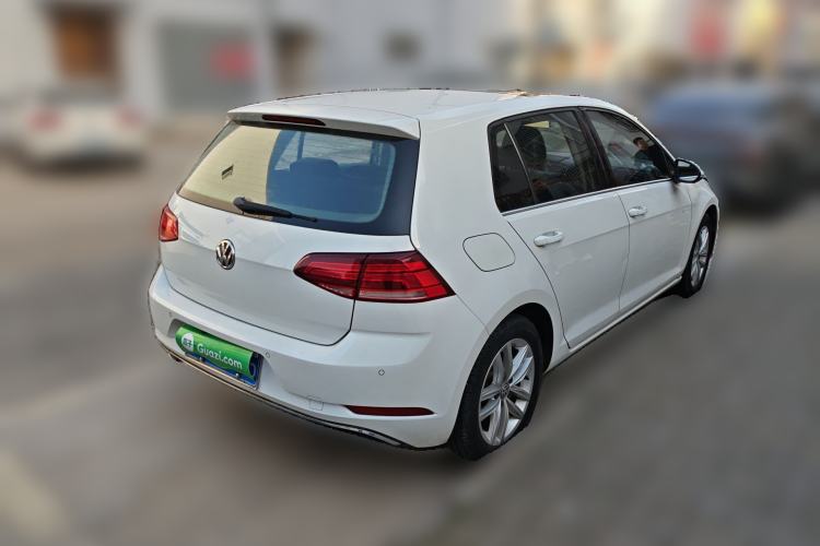 Used Volkswagen Golf 2018 230TSI Automatic Comfort Model Rear Right 45 Deg