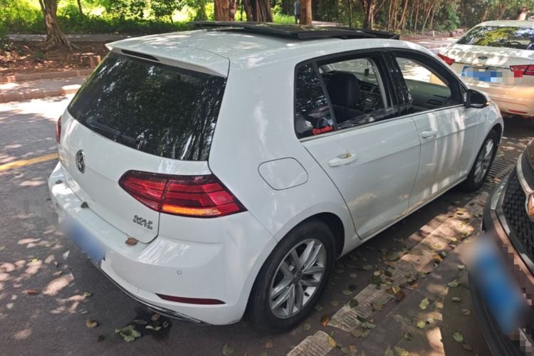 Used Volkswagen Golf 2018 230TSI Automatic Comfort Model Rear Right 45 Deg
