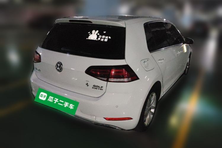 Used Volkswagen Golf 2018 230TSI Automatic Comfort Model Rear Right 45 Deg