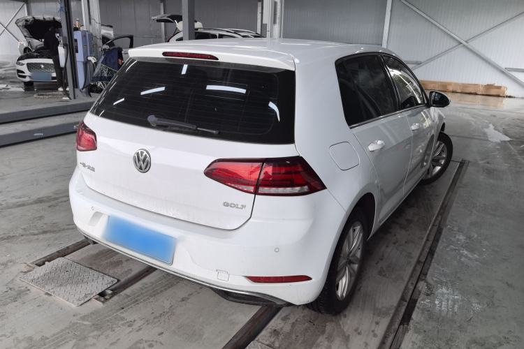 Used Volkswagen Golf 2018 1.6L Automatic Comfort Model Rear Right 45 Deg