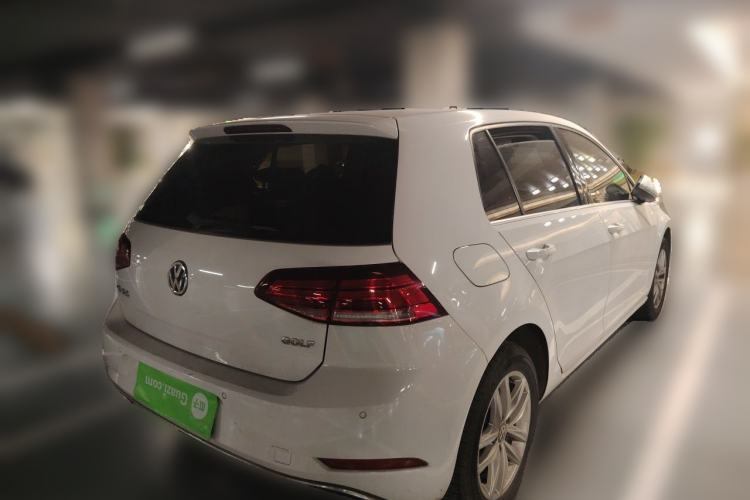 Used Volkswagen Golf 2018 1.6L Automatic Comfort Model Rear Right 45 Deg
