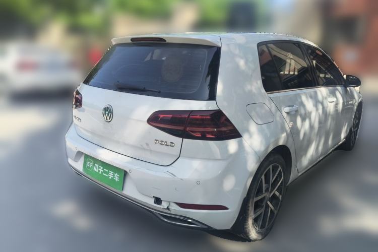 Used Volkswagen Golf 2018 230TSI Automatic Luxury Version Rear Right 45 Deg
