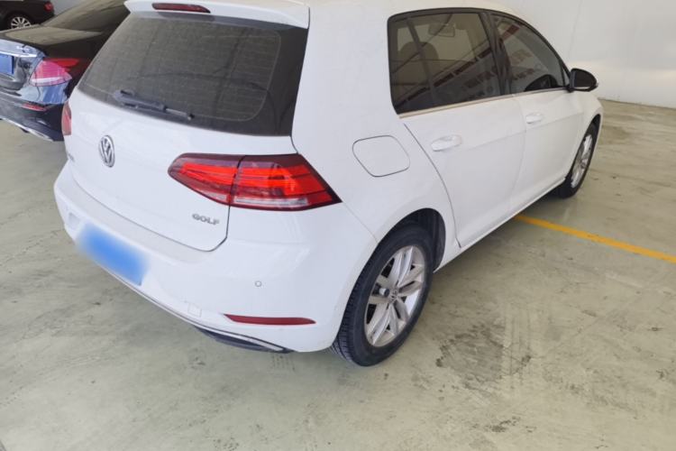Used Volkswagen Golf 2018 1.6L Automatic Comfort Model Rear Right 45 Deg
