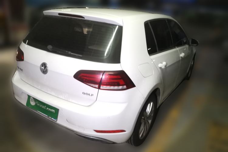 Used Volkswagen Golf 2018 1.6L Automatic Comfort Model Rear Right 45 Deg