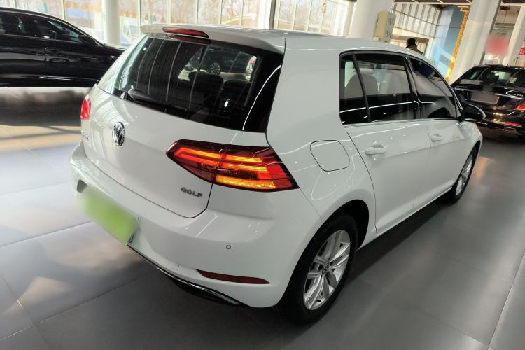 Used Volkswagen Golf 2018 1.6L Automatic Comfort Model Rear Right 45 Deg