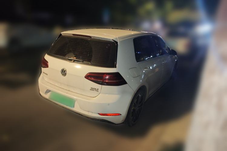 Used Volkswagen Golf 2018 280TSI Automatic R-Line Model Rear Right 45 Deg