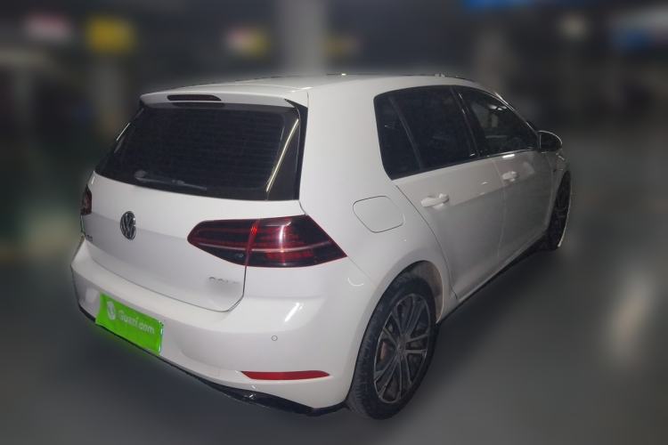 Used Volkswagen Golf 2018 280TSI Automatic R-Line Model Rear Right 45 Deg