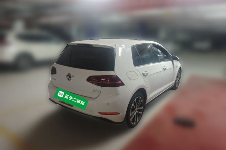 Used Volkswagen Golf 2018 280TSI Automatic R-Line Model Rear Right 45 Deg