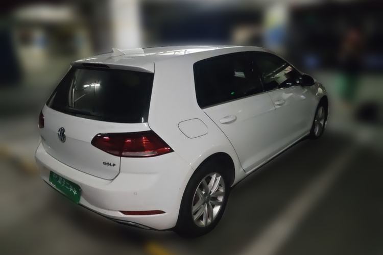 Used Volkswagen Golf 2018 1.6L Automatic Comfort Model Rear Right 45 Deg