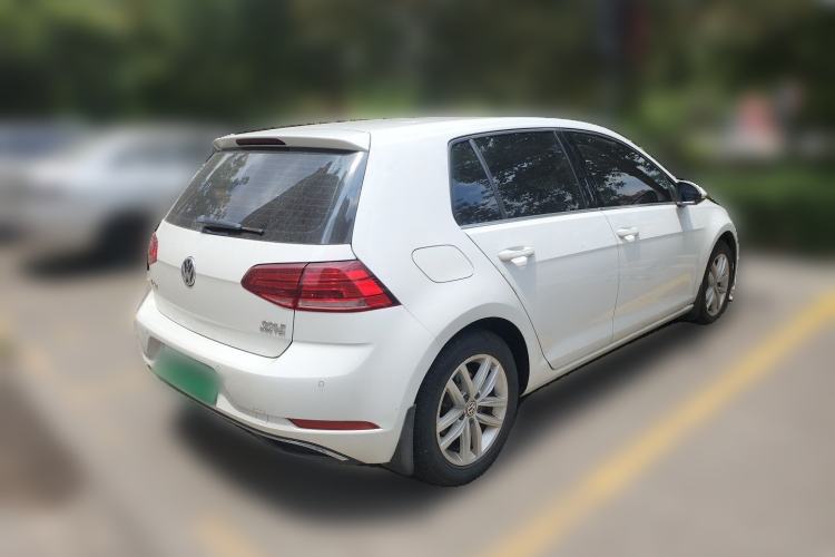Used Volkswagen Golf 2018 230TSI Automatic Comfort Model Rear Right 45 Deg