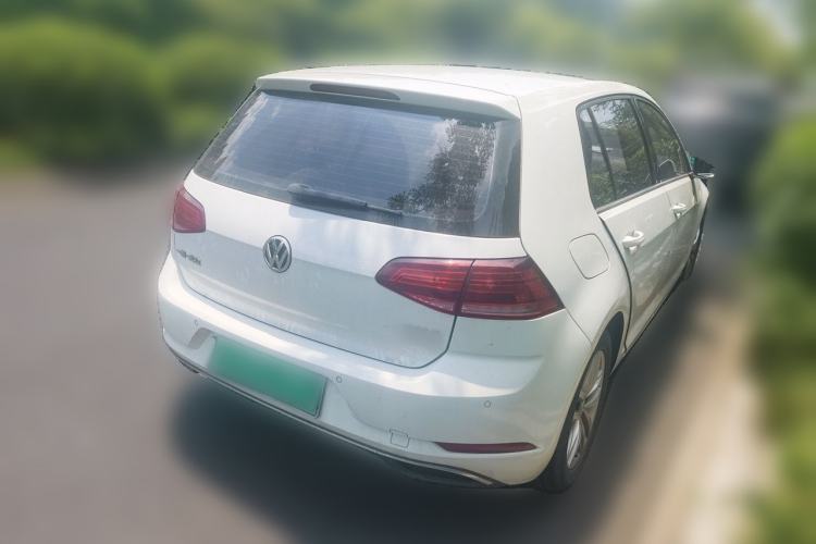 Used Volkswagen Golf 2018 230TSI Automatic Comfort Model Rear Right 45 Deg