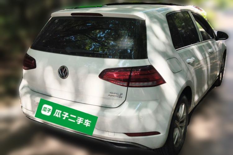 Used Volkswagen Golf 2018 230TSI Automatic Comfort Model Rear Right 45 Deg