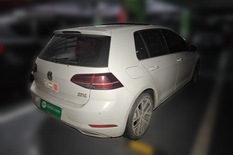 Used Volkswagen Golf 2018 230TSI Automatic Luxury Version Rear Right 45 Deg